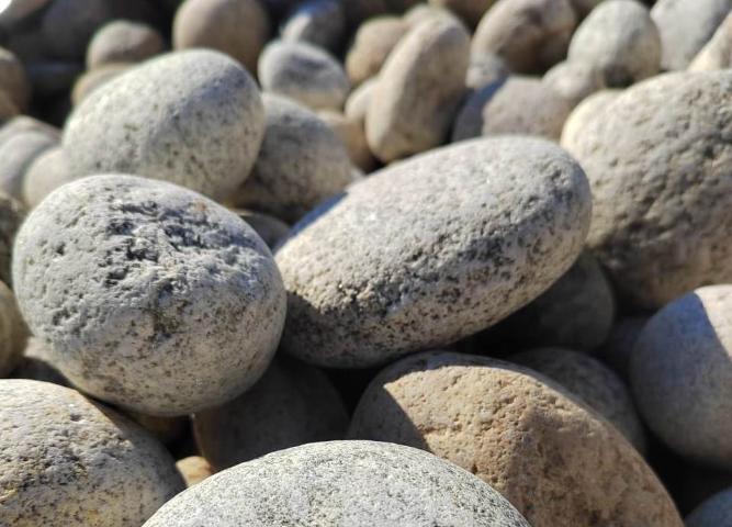 Купить речную и морскую гальку напрямую у производителя с доставкой  купить в Саратове от производителя, без посредников