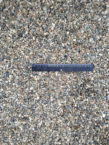 Kamenclub.ru: Галька речная окат (серая) фр.5-10 мм купить  в Саратове галька речная серая, серый, темно-серый, светло-серый, коричневый речная окатанная галька декоративная ландшатфная 5000 руб/т   фото КАМЕНЬ КЛУБ