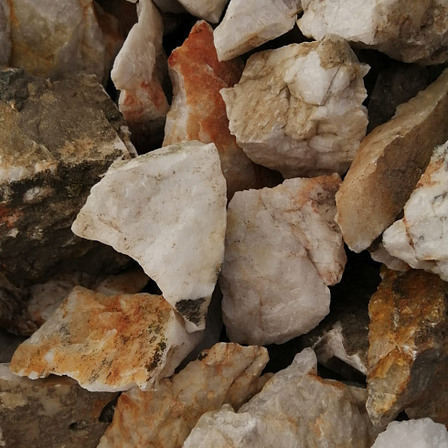 фото Кварц ( фр. 70-100 мм)  купить в Саратове в интернет-портале КАМЕНЬ КЛУБ