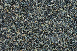 Kamenclub.ru: Щебень крошка зеленый (змеевик) фр. 3-5 мм  купить в Саратове камень змеевик зеленый, салатовый светло-зеленый мраморная каменная декоративная крошка 9000 руб/т   фото КАМЕНЬ КЛУБ