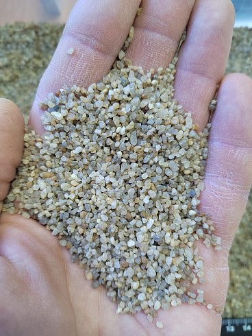 Кварцевый песок сухой фракцинированный фр. 1,2-2,5 мм.  купить в Саратове фото Камень Клуб