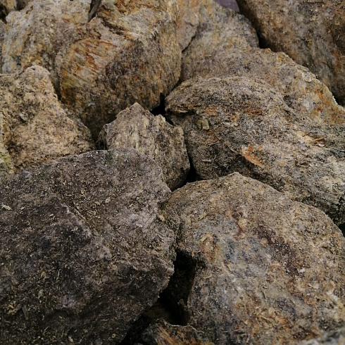 фото Змеевик салатовый  (фр. 70-100 мм)  купить в Саратове в интернет-портале КАМЕНЬ КЛУБ