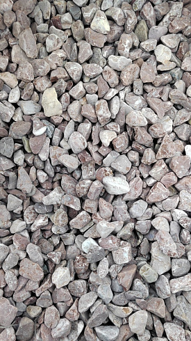Kamenclub.ru: Мраморная крошка (щебень галтованный розовый) фр.20-40 мм.  купить в Саратове мрамор розовый, красный оголтованный округлый щебень  15000 руб/т   фото КАМЕНЬ КЛУБ