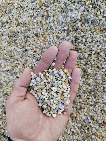 фото Галька крымская жемчужная фр. 3-5 мм. купить в Саратове  в интернет-портале КАМЕНЬ КЛУБ