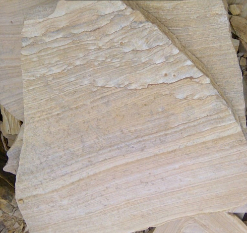 Kamenclub.ru: Песчаник пластушка желтый с рисунком (4-6 см)  купить в Саратове плитняк пластушка желтый с рисунком песчаник 9 000 руб/м3   фото КАМЕНЬ КЛУБ