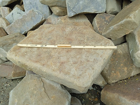 Kamenclub.ru: Песчаник для мощения дорожек, площадок, парковок ( фр 5-10 см)  купить в Саратове песчаник  серый желтый коричневый рыжий песчаник оголтованный окатанный 6500 руб/т   фото КАМЕНЬ КЛУБ