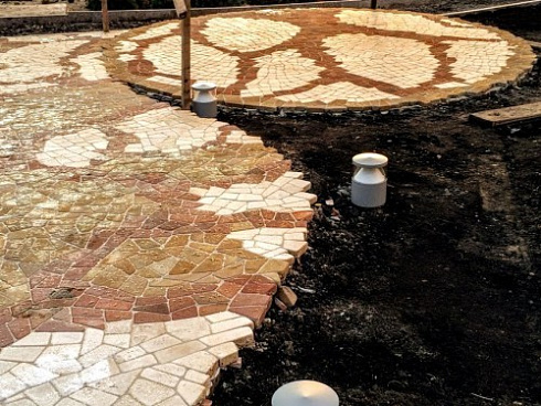 Kamenclub.ru: Песчаник брусчатка (Готика) art PSK-L-01  купить в Саратове    2600 руб/кв.м    фото КАМЕНЬ КЛУБ