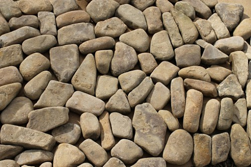 Kamenclub.ru: Песчаник брусчатка  купить в Саратове    5 500 руб/т   фото КАМЕНЬ КЛУБ